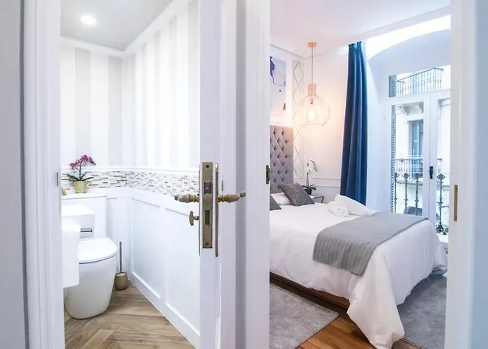 La Plaza Luxury Apartman *